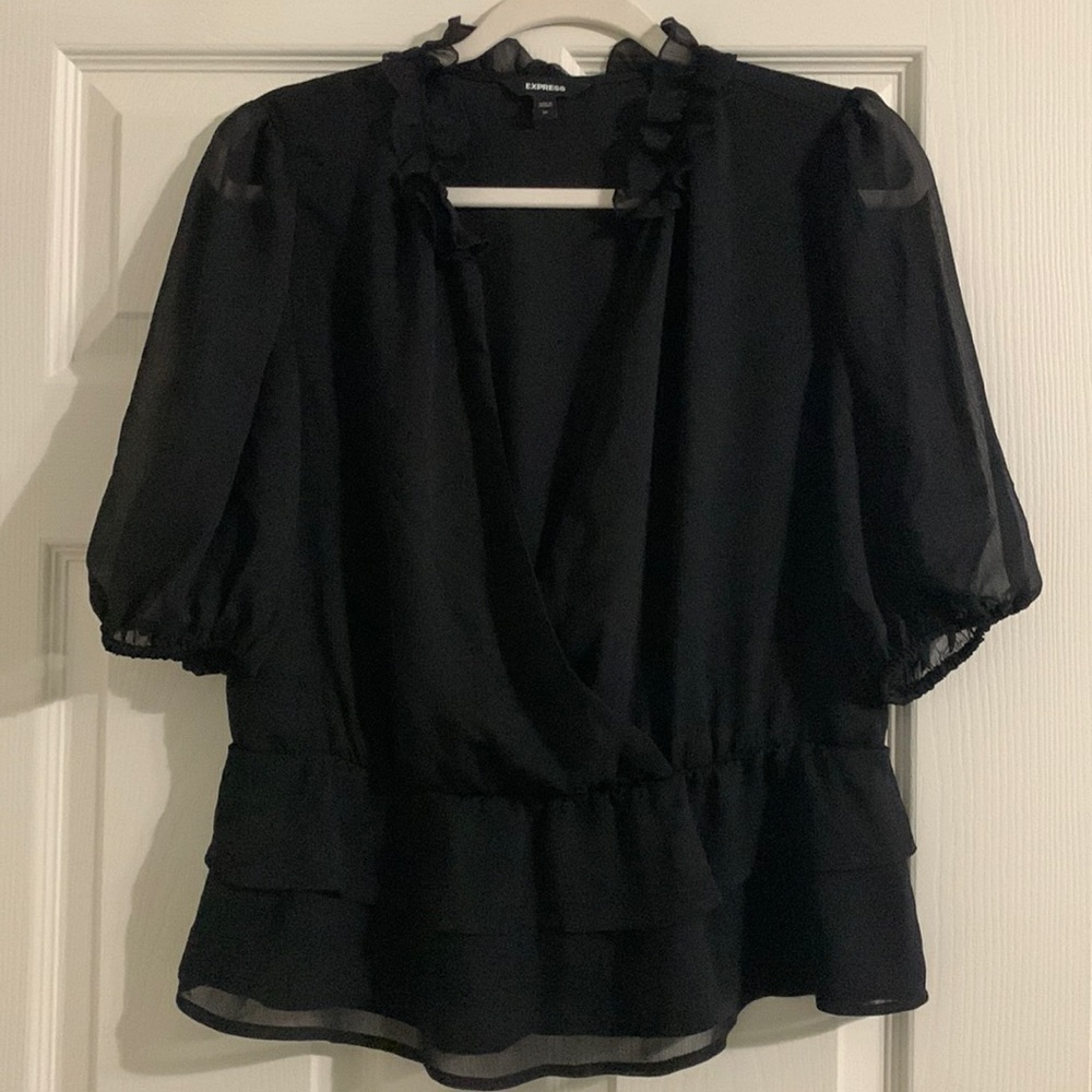 NWOT Size Medium Wrap Front Peplum Top